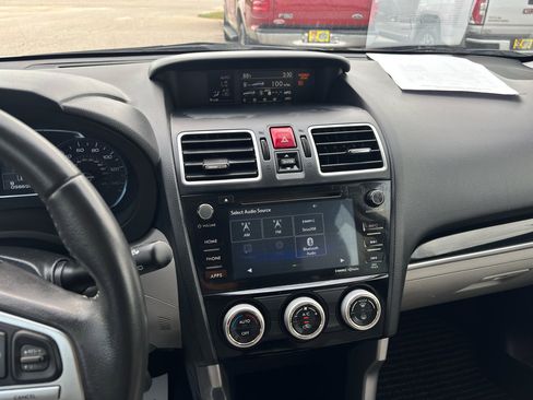 Used 2018 Subaru Forester 2.5i Limited image 15