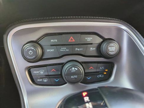 Certified 2020 Dodge Challenger R/T w/ Plus Package image 11