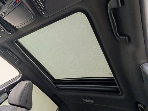 New 2025 Subaru Forester Premium image 11