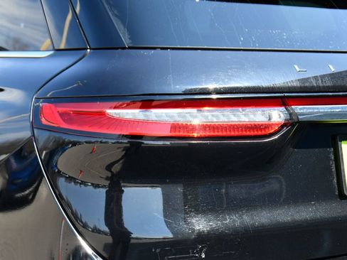 Used 2021 Lincoln Corsair Reserve w/ Equipment Group 201A image 39