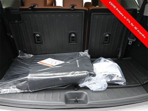 New 2025 Nissan Pathfinder Platinum image 34