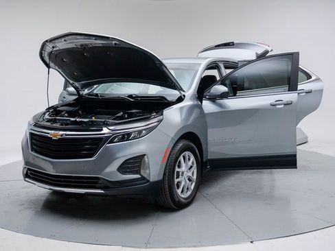 Used 2023 Chevrolet Equinox LT image 17