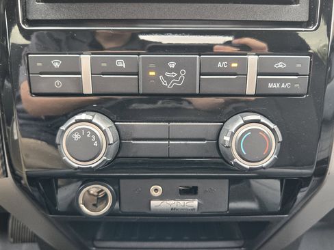 Used 2012 Ford F150 XLT w/ XLT Chrome Pkg image 13