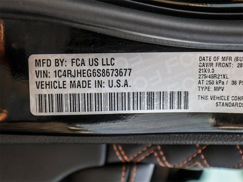 Used 2025 Jeep Grand Cherokee Summit image 42