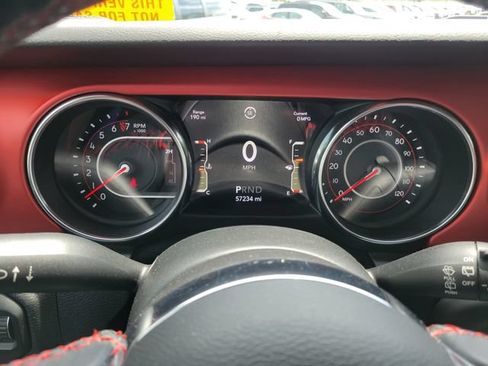 Used 2018 Jeep Wrangler Unlimited Rubicon AWD/4WD image 9