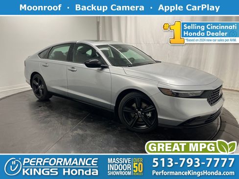 Used 2025 Honda Accord Sport image 1