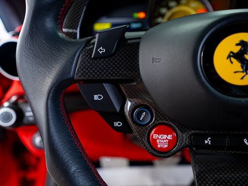 Used 2020 Ferrari 812 Superfast RWD image 83