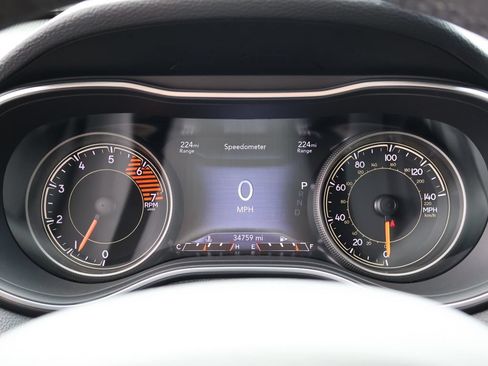 Used 2022 Jeep Cherokee Latitude Lux AWD/4WD image 28