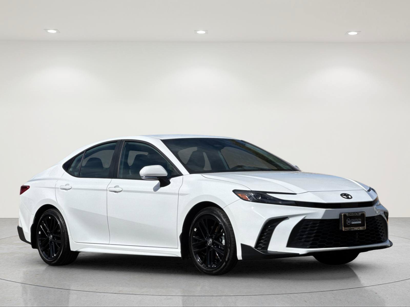 Used 2026 Toyota Camry SE w/ Multimedia Upgrade Package FWD image 8