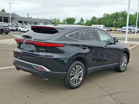 Used 2023 Toyota Venza Limited AWD/4WD image 6