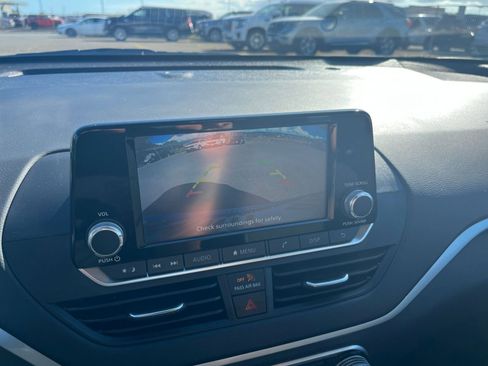 Used 2023 Nissan Altima 2.5 S FWD image 20