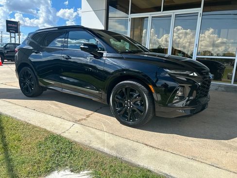 Used 2022 Chevrolet Blazer RS FWD image 2