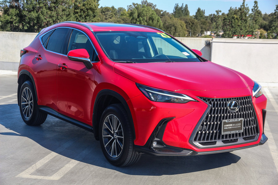Certified 2025 Lexus NX 250 FWD w/ Accessory Package (2T) image 3