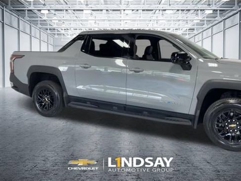 Certified 2026 Chevrolet Silverado EV LT AWD/4WD image 3