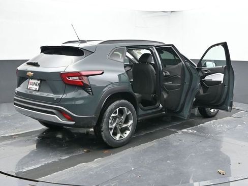 New 2026 Chevrolet Trax LT w/ Driver Confidence Package image 55