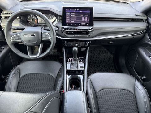 Used 2024 Jeep Compass Latitude w/ Altitude Special Edition image 26