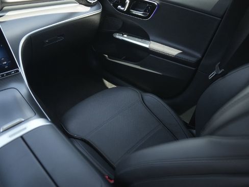 Used 2024 Mercedes-Benz C 300 4MATIC Sedan image 26