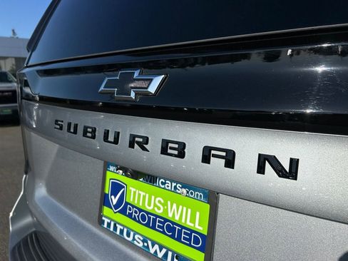 Used 2025 Chevrolet Suburban RST w/ RST Capability Package AWD/4WD image 36