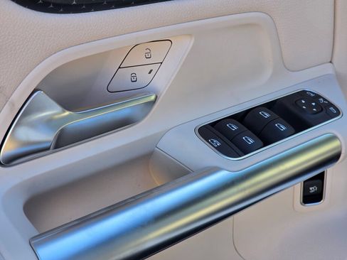 New 2026 Mercedes-Benz GLA 250 4MATIC image 35