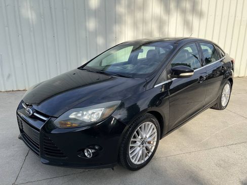 Used 2013 Ford Focus Titanium FWD image 7