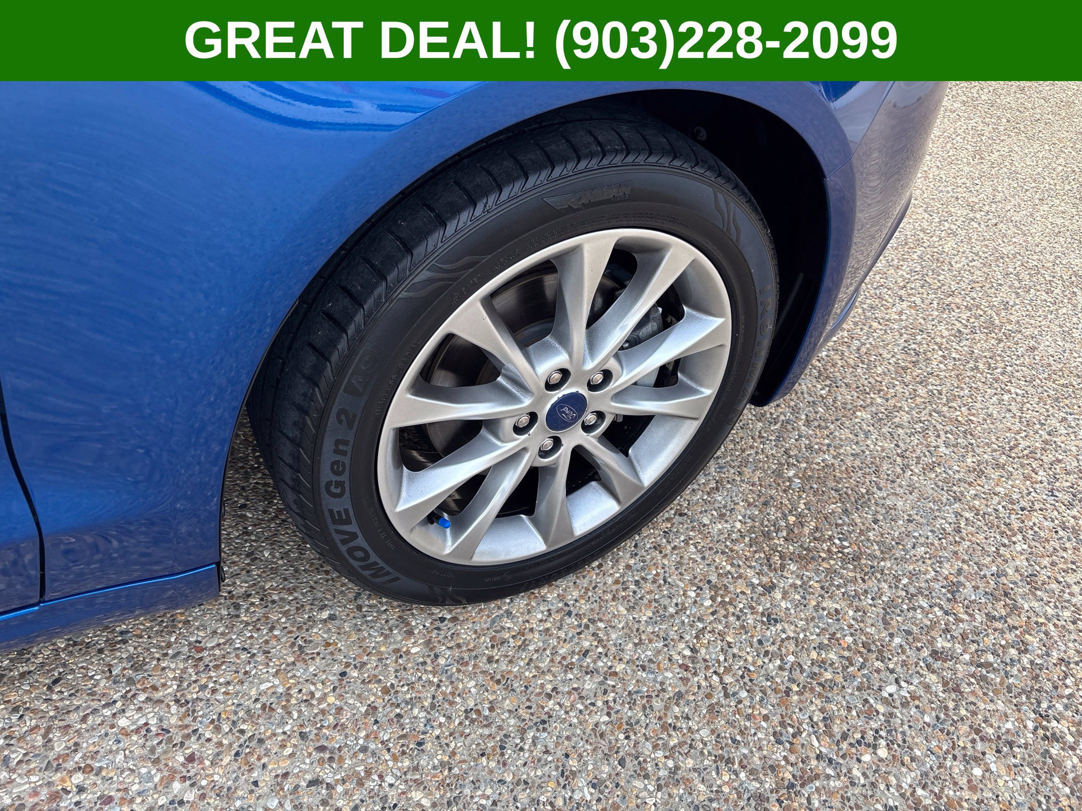 Used 2017 Ford Fusion SE w/ Equipment Group 602A FWD image 16