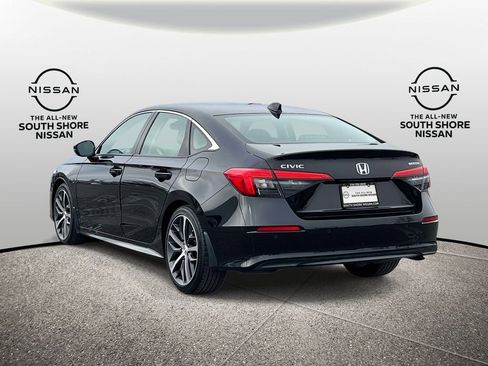 Used 2024 Honda Civic Touring image 8