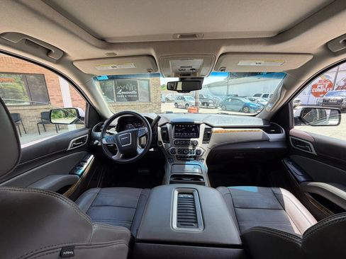 Used 2016 GMC Yukon Denali w/ Open Road Package AWD/4WD image 16