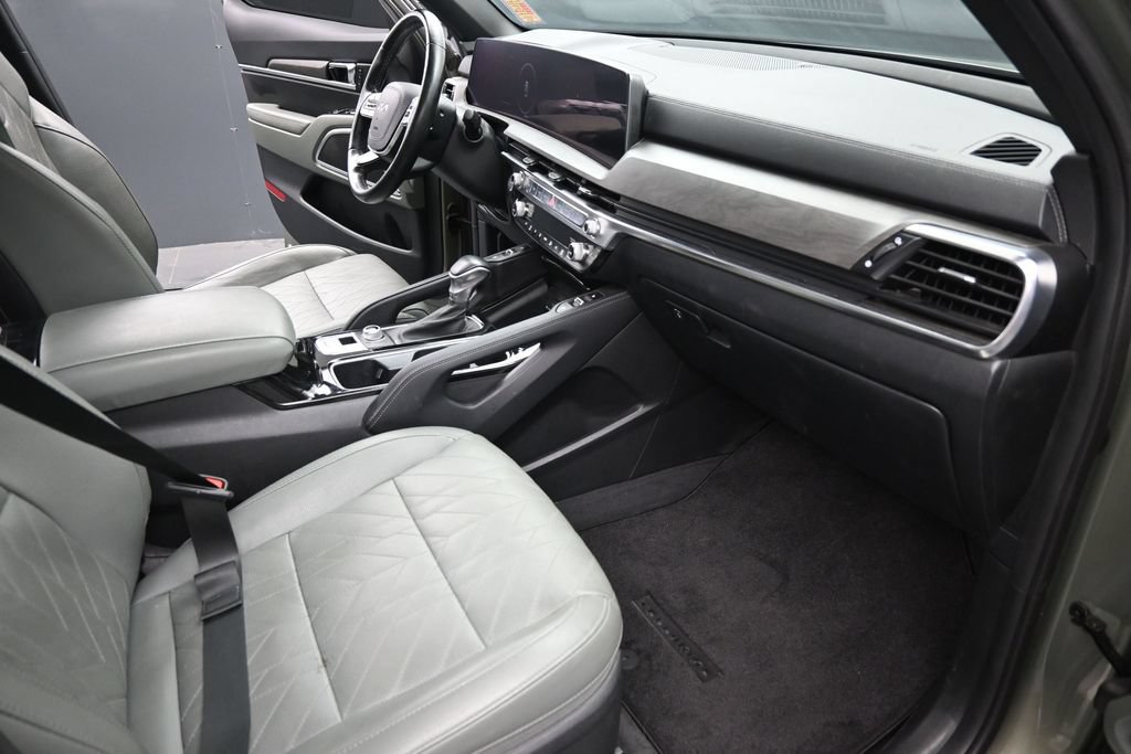 Used 2024 Kia Telluride SX X-Line AWD/4WD image 35