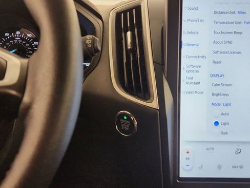 Certified 2023 Ford Edge SEL image 23