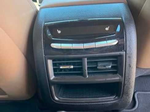 Used 2023 Cadillac XT5 Sportv w/ Platinum Package AWD/4WD image 7