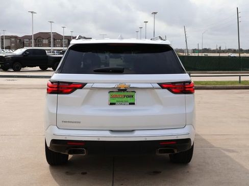 Used 2023 Chevrolet Traverse High Country image 6