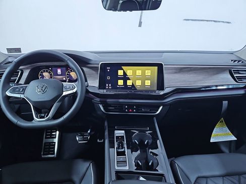 New 2026 Volkswagen Atlas SEL Premium R-Line image 12