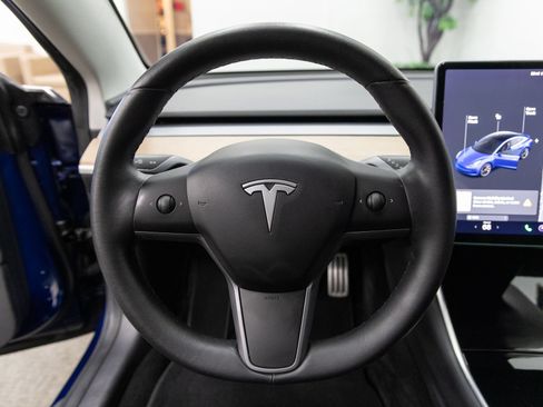 Used 2020 Tesla Model 3 Performance AWD/4WD image 17