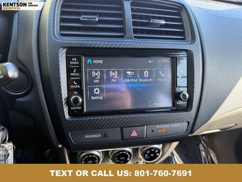 Used 2025 Mitsubishi Outlander Sport AWD image 26