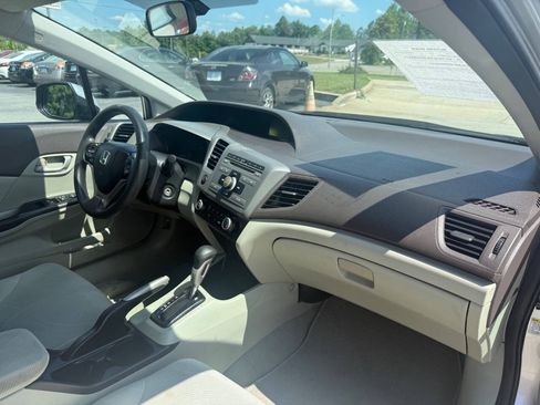Used 2012 Honda Civic LX image 14