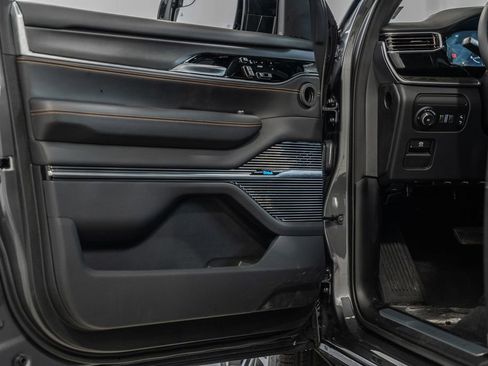 New 2024 Jeep Grand Wagoneer Series III w/ HD Trailer Tow Package image 43