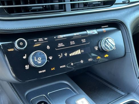 New 2026 INFINITI QX60 Autograph w/ Dark Cargo Package image 28