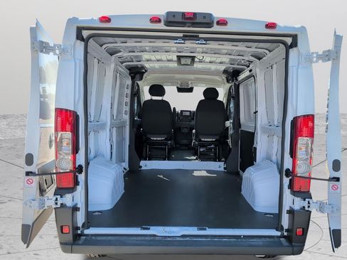 New 2025 RAM ProMaster 1500 w/ Convenience Group image 28
