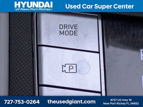 Used 2023 Hyundai Elantra Limited w/ Preferred Accessory Package FWD image 26
