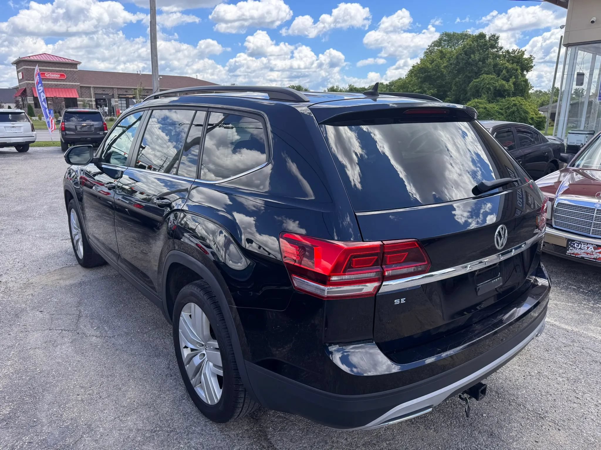 Used 2020 Volkswagen Atlas SE w/ Panoramic Sunroof Package FWD image 5