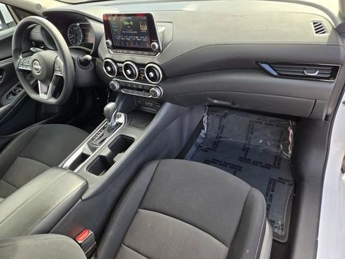 Used 2024 Nissan Sentra SV FWD image 20