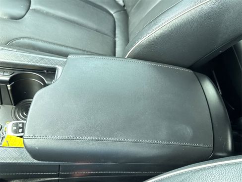 Used 2024 Hyundai Palisade Limited image 27