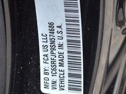 Used 2025 RAM 1500 Laramie AWD/4WD image 14