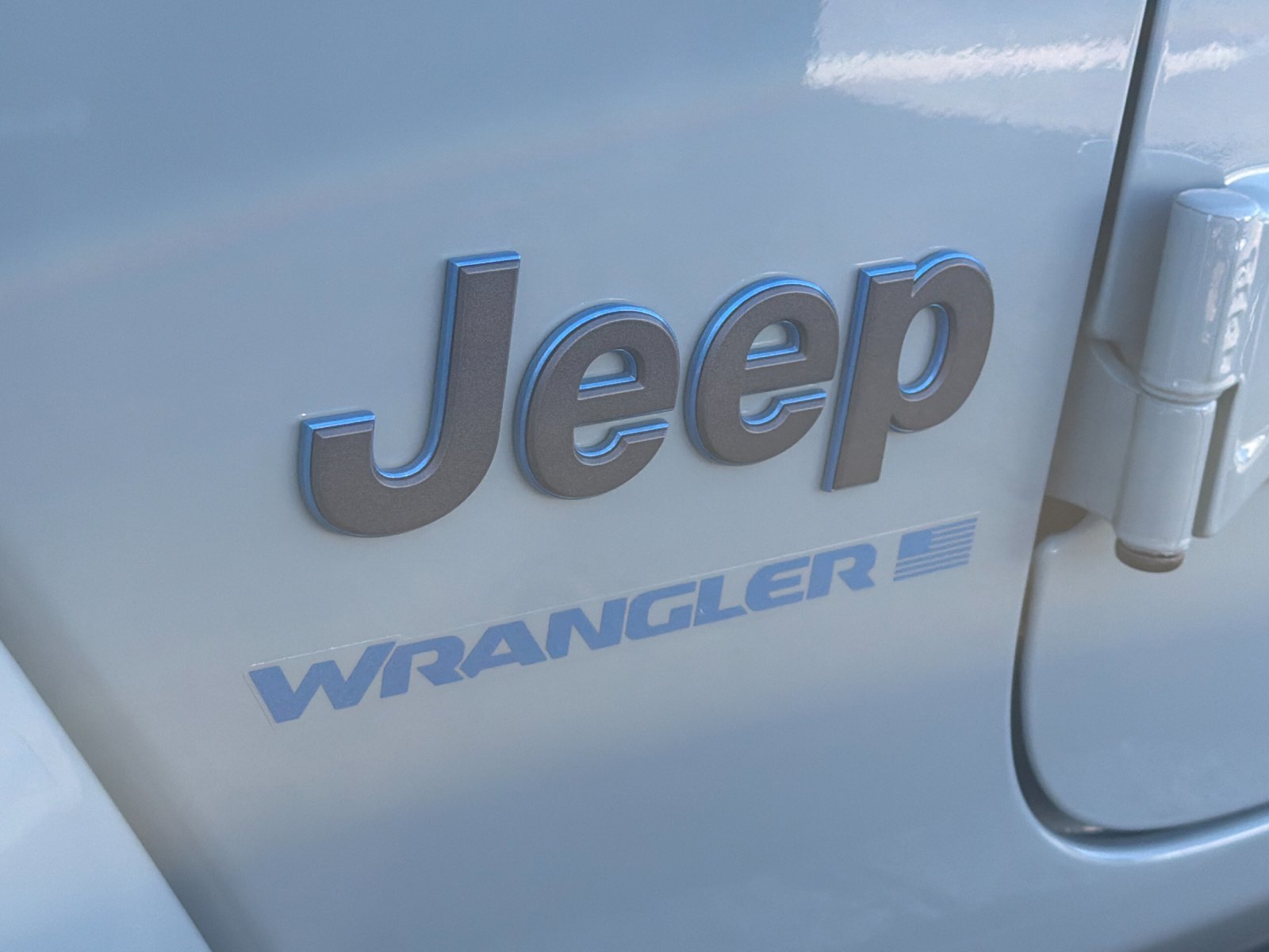 Used 2023 Jeep Wrangler Unlimited Rubicon 4xe AWD/4WD image 37
