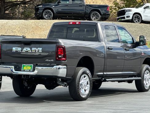 New 2026 RAM 2500 Tradesman AWD/4WD image 4