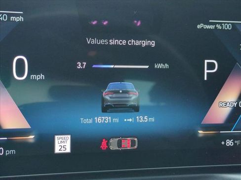 Used 2023 BMW i4 eDrive40 RWD image 11