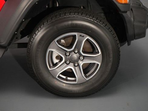 Used 2022 Jeep Wrangler Unlimited Sport w/ Sun And Sound Package AWD/4WD image 25