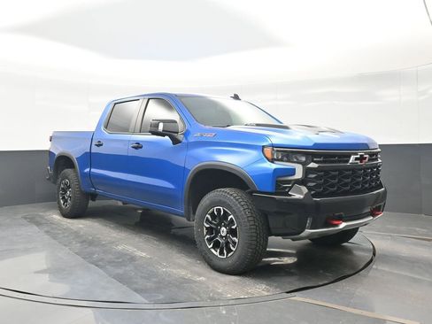 Used 2022 Chevrolet Silverado 1500 ZR2 image 9