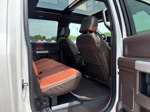 Used 2019 Ford F350 King Ranch w/ King Ranch Ultimate Package AWD/4WD image 32