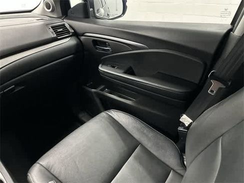 Used 2022 Honda Pilot Special Edition image 13